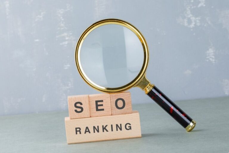 presupuesto posicionamiento SEO Valencia-lupa